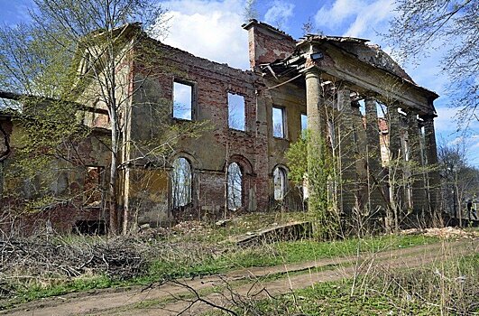 10 заброшенных усадеб Ленобласти