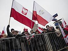 Поляки еще терпят украинцев, но платить по их долгам уже не хотят