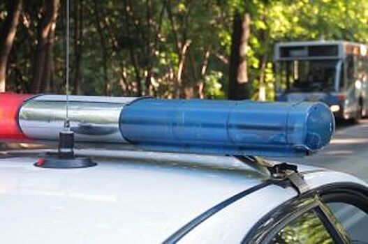 На Балтшоссе лоб в лоб столкнулись две иномарки, образовалась пробка