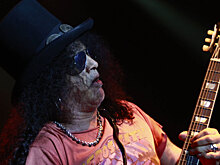 Гитарист Guns N' Roses Слэш рассказал, что не рад появлению ИИ