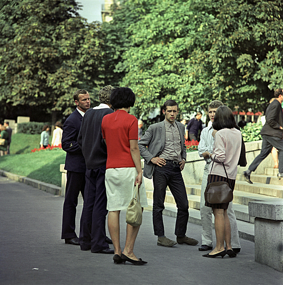 Жители города Киева на Крещатике, 1968 год