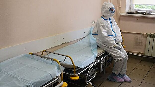 Власти прокомментировали фото с пациентами на лестнице госпиталя в Сибири