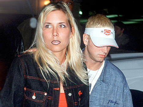 Экс-жену Эминема будут насильно лечить