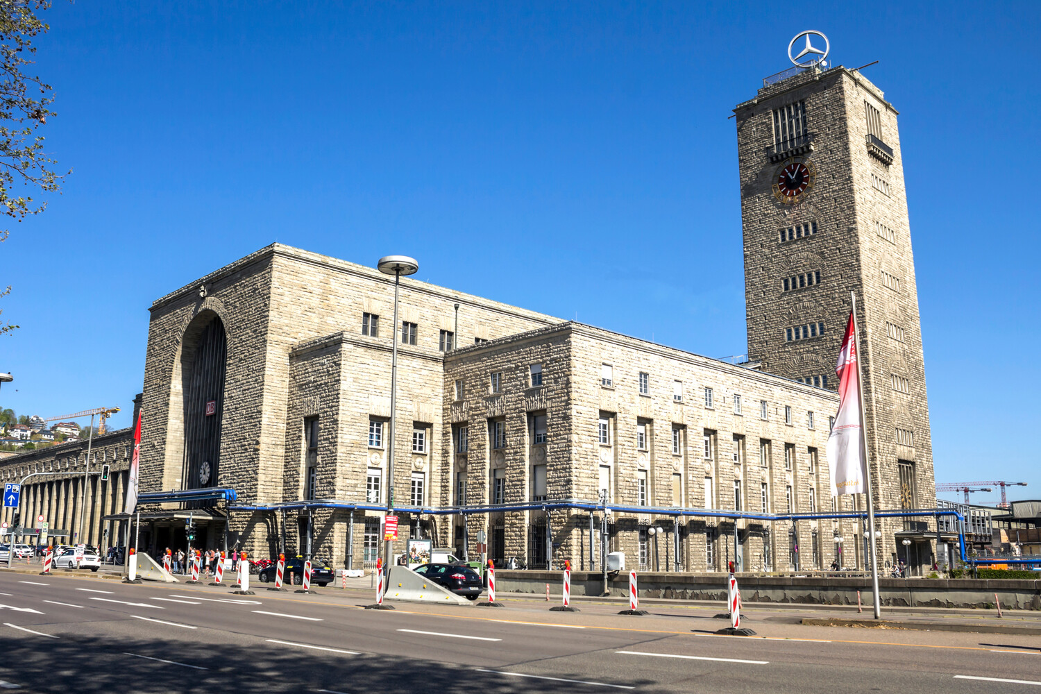 В Штутгарте ж/д вокзал эвакуировали из-за подозрительного багажа