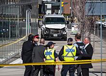 Жертвами наезда микроавтобуса в Канаде стали десять человек