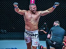 Малыхин получил повышенный бонус от президента One Championship за победу над Грищенко