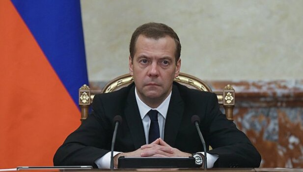 Медведев выразил соболезнования в связи с пожарами в США