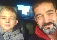 Дмитрий Певцов вместе с сыном посетил футбольный матч