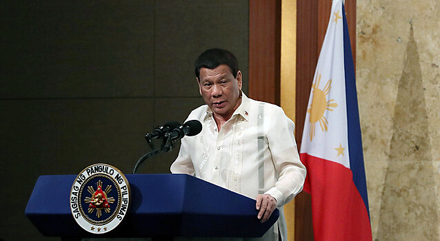 Филиппинский президент передумал выгонять американских военных