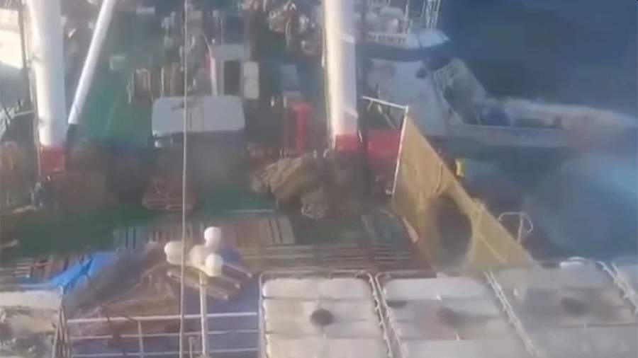 На потерпевшем крушение судне Right Whale находились граждане России