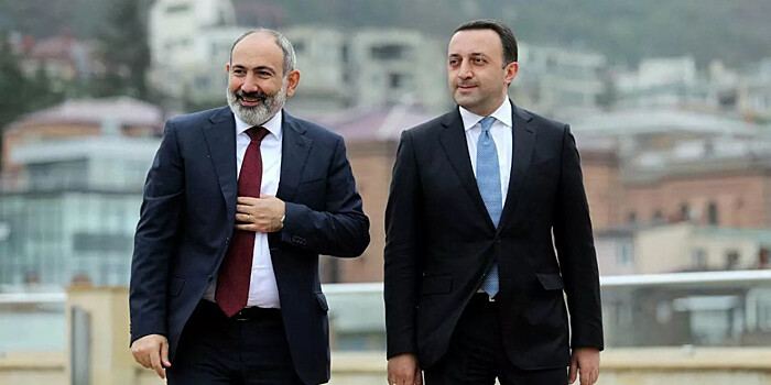 Пашинян поздравил Гарибашвили с днем рождения