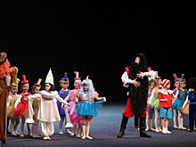 «20 лет по дороге с друзьями» прошагали артисты и педагоги студии «Изумрудный город» в Вологде