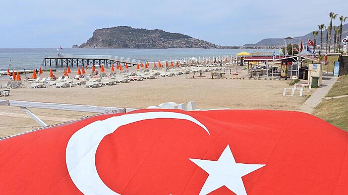 Турист из России умер на отдыхе в турецкой Аланье
