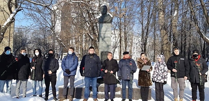 Памятные митинги в честь Дня Защитника Отечества прошли в Рязанском