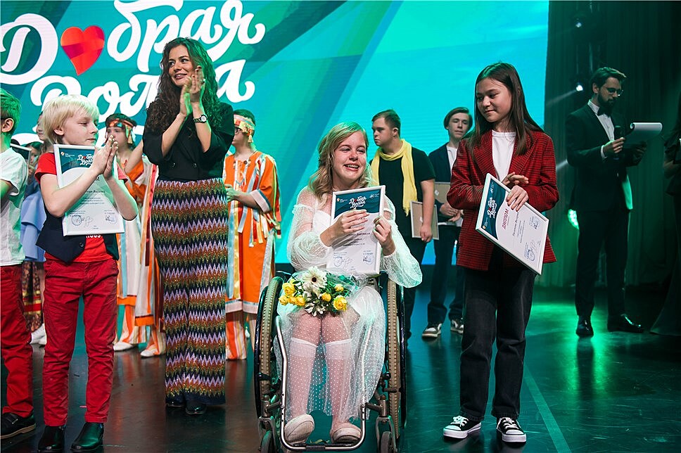 В Москве завершился Всероссийский культурно-благотворительный фестиваль детского творчества "Добрая волна"