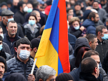 Протестующие в Ереване потребовали выхода страны из ОДКБ