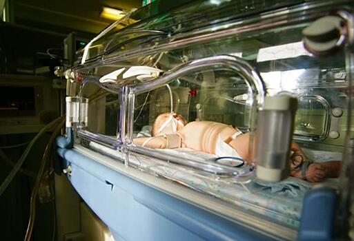 Тюменские следователи возбудили дело из-за смерти младенца от коронавируса