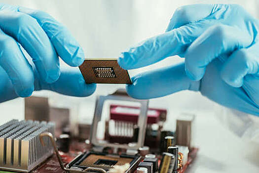 "Микрон" решил помочь компании "НМ-Тех" в освоении производства микросхем и чипов