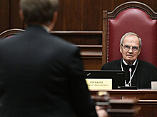 Глава Конституционного суда заявил о риске вторжения в сферу прав человека при пандемии
