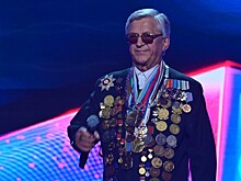 Биатлонист Тихонов назвал человека года