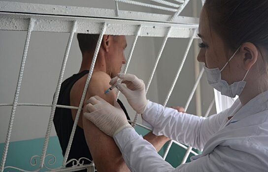 В Зауралье продолжается вакцинопрофилактика против гриппа