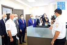 Владимиру Васильеву продемонстрировали работу центра автоматизированной фиксации административных правонарушений