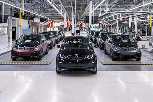 Компания BMW завершила производство электрокара i3 в июле 2022 года