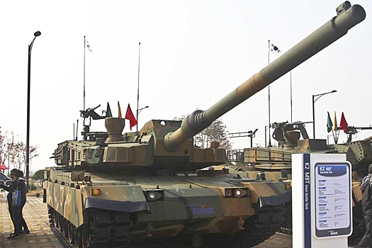 Южная Корея поставит в Перу танков и БТР на 2 млрд долларов