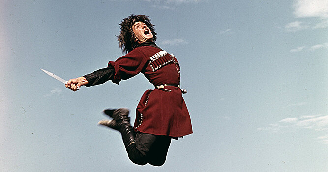 Все время на восток: Кавказ — равнение на нос (Augsburger Allgemeine Zeitung, Германия)