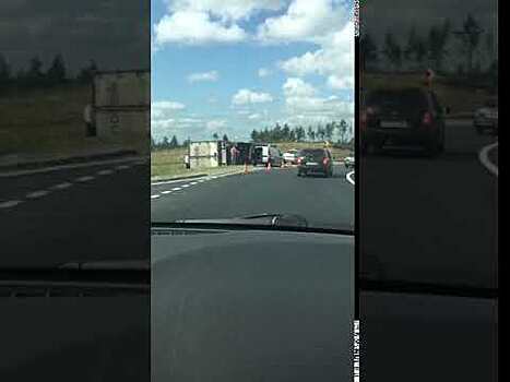 В Самарской области на М5 опрокинулась фура