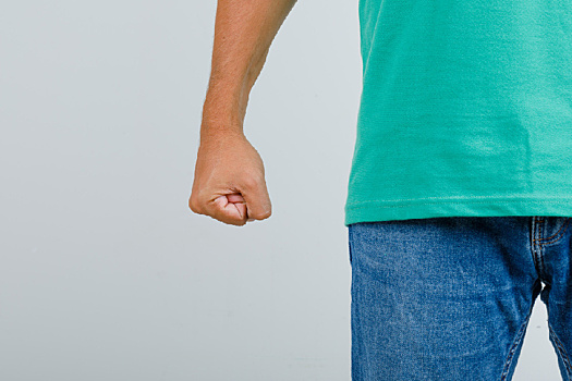 Амурчанин получил срок за угрозы в адрес полицейского и нападение на родственника стража порядка