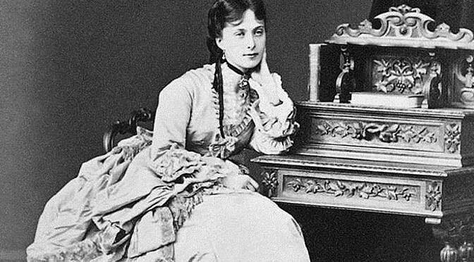 Почему жену Александра II звали "бесстыжей царицей"