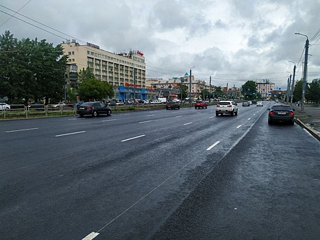 В Челябинске и Магнитогорске по нацпроекту отремонтировали десять дорог к школам