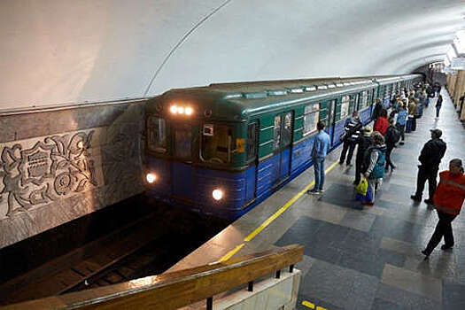 Движение в харьковском метро снова приостановлено