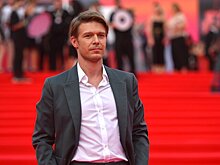 Москва онлайн покажет встречу с Никитой Ефремовым и другими выпускниками Школы-студии МХАТ
