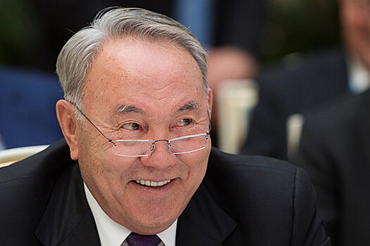 Назарбаев пошутил во время встречи с немецким бизнесом
