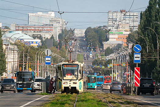 Кемеровские власти объяснили повторные торги на ремонт рельсов трамвая №10