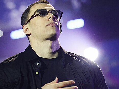 Super.ru: Macan даст новогодние концерты, находясь в армии