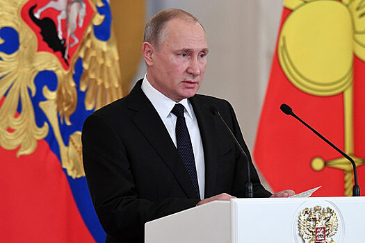 Путин увеличил число "мигалок" для АП