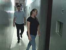 В Краснодаре арестовали девушку, запрыгнувшую на полицейскую машину во время массовых гуляний на Красной