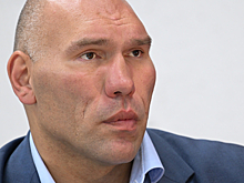 Валуев назвал беспределом недопуск российских болельщиков на матчи в Данию