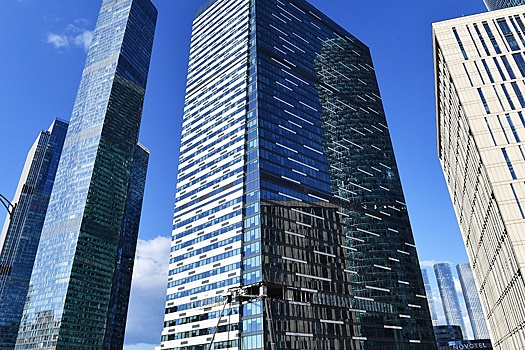 Собянин сообщил о повторном повреждении беспилотником башни в "Москва-Сити"