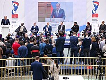 В Москве встречается многополярность с русофилами