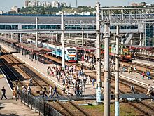 Россиян стали больше привлекать поездки на авто и поездах