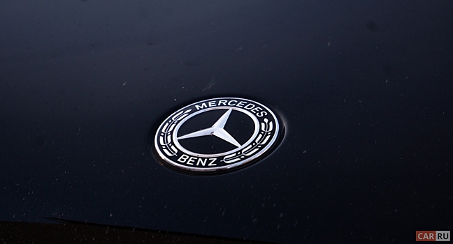 Знаменитую Mercedes-Benz Pagoda превратили в очень дорогой электрокар