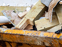 Штраф до 7000 рублей: что нельзя выбрасывать в мусорные контейнеры