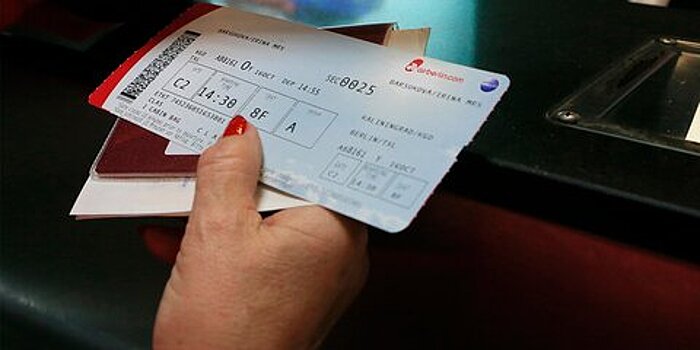 Российские авиакомпании могут обязать бесплатно вносить правки в билеты