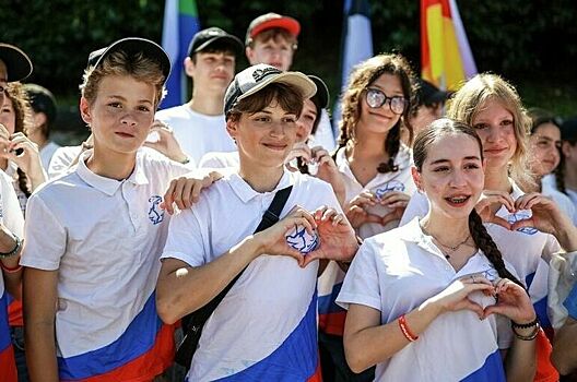 В 2025 году в детских лагерях в России отдохнули 5,7 млн детей
