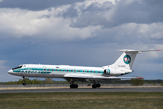 Ту-134 совершил последний гражданский вылет
