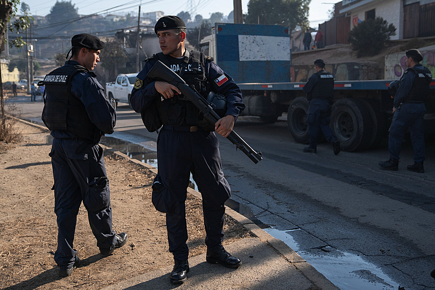 Полиция на улицах города Винья-дель-Мар